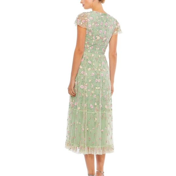 Mac Duggal Dress 12 - Picture 3 of 14